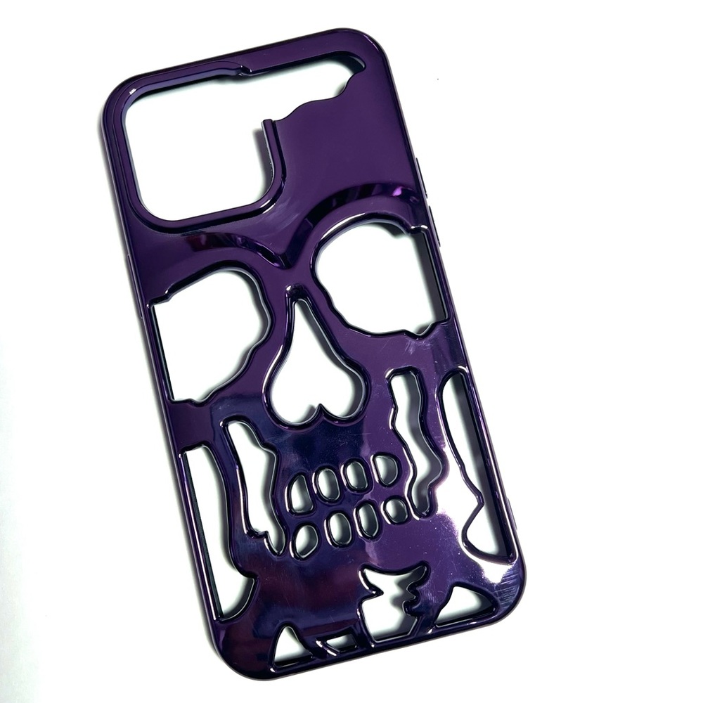 IPhone 14 Pro max purple reflective skull case (with screen protector included)